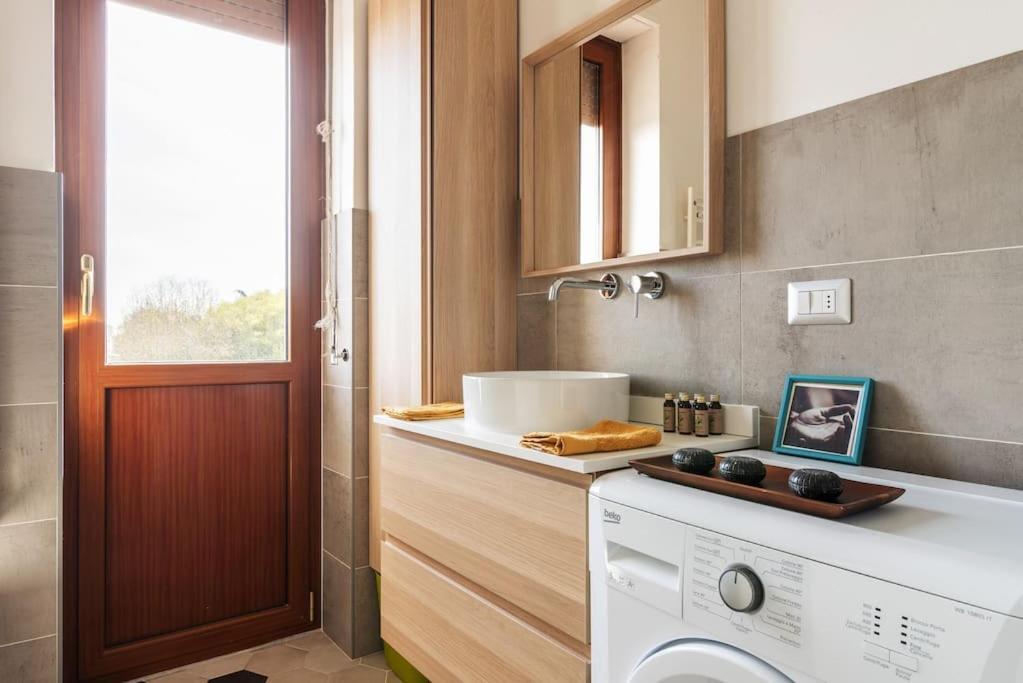 Schiavoni Flexyrent Wifi Apartment Milano Ngoại thất bức ảnh