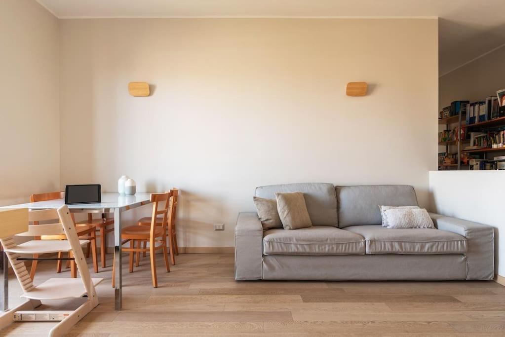 Schiavoni Flexyrent Wifi Apartment Milano Ngoại thất bức ảnh