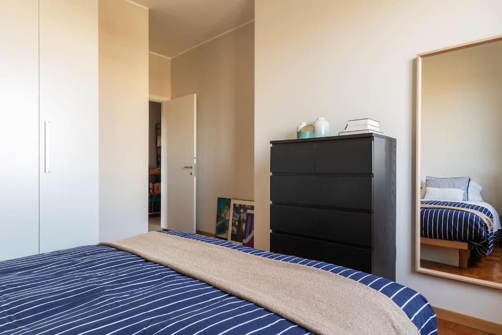 Schiavoni Flexyrent Wifi Apartment Milano Ngoại thất bức ảnh
