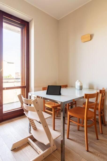 Schiavoni Flexyrent Wifi Apartment Milano Ngoại thất bức ảnh